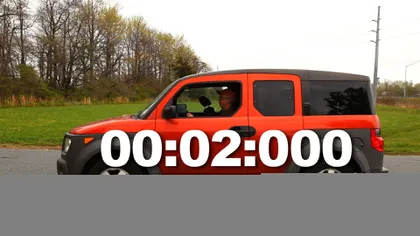 Vă poate salva viaţa: Regula celor două secunde, pe care orice şofer trebuie s-o respecte. VIDEO