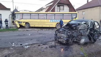Accident rutier GRAV în Bihor. Un tânăr de 20 de ani a MURIT. Alte cinci persoane, RĂNITE VIDEO