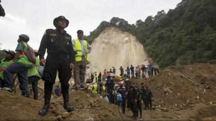Alunecare de teren în Guatemala. Cel puţin 56 de morţi şi peste 350 de dispăruţi