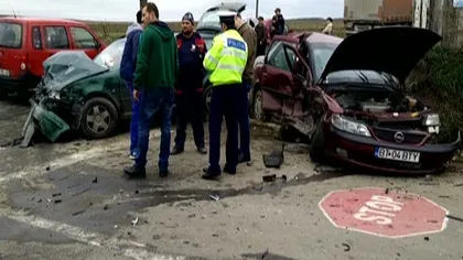 Accident GRAV în Botoşani. Un copil şi doi adulţi au ajuns la spital VIDEO