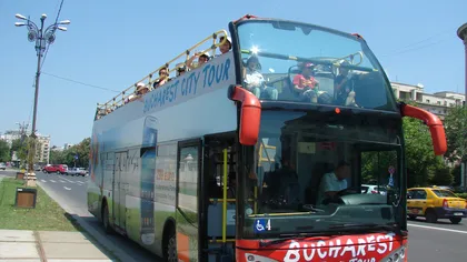 Linia Bucharest City Tour se suspendă. Câţi turişti au călătorit cu autobuzul supraetajat în 2015