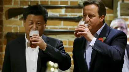 Contracte stropite cu bere: Londra şi Beijingul au încheiat afaceri comerciale de 54 de miliarde de euro