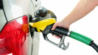 Tu ştii cum trebuie să conduci pentru a reduce consumul de combustibil? TOP 10 sfaturi
