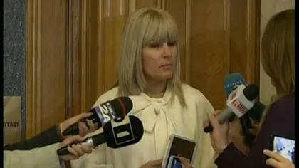 Elena Udrea şi-a studiat timp de 7 ore dosarul la Parlament: 