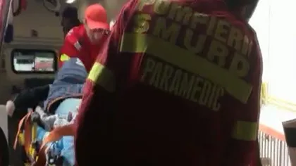 Elev luat cu ambulanţa după ce a fost certat de profesoară