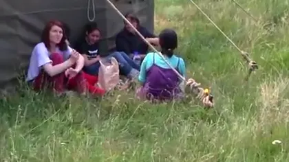 EXPERIMENT INEDIT. Cinci studenţi români au trăit cinci zile într-o tabără pentru refugiaţi VIDEO