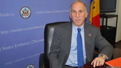 Ambasadorul SUA la Chişinău: Nu se văd progrese în sensul ca Moldova să devină o ţară europeană normală
