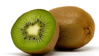 De ce trebuie să mănânci un kiwi pe zi. Află care sunt beneficiile lui pentru sănătate
