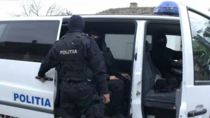 Percheziţii ale poliţiştilor în Bucureşti şi două judeţe, într-un dosar de evaziune fiscală