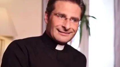 SCANDAL la Vatican. Preot CONCEDIAT după ce a recunoscut că este HOMOSEXUAL şi are un iubit