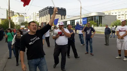 Protest la Chişinău. Oamenii au cerut demisia guvernului şi alegeri anticipate. Următoarele acţiuni ale DA