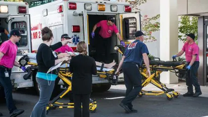 ATAC ARMAT la o universitate din Oregon. Zece morţi şi şapte răniţi GALERIE FOTO