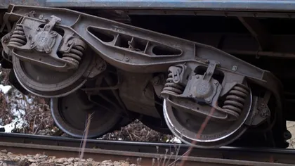 Un tren de marfă încărcat cu motorină a deraiat în judeţul Cluj. UPDATE