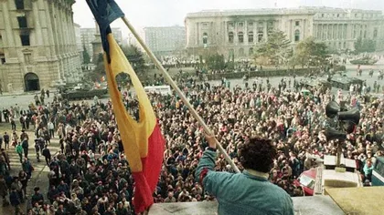 Cum arăta primul ziar al României LIBERE, apărut pe 22 decembrie 1989, în toiul Revoluţiei FOTO DE COLECŢIE