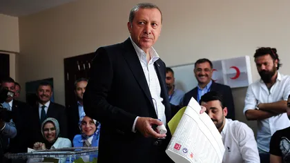 Alegeri legislative CRUCIALE în Turcia. Erdogan speră ca partidul său să obţină majoritatea absolută