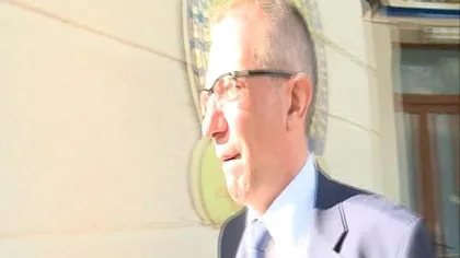Şeful EximBank, audiat de procurorii anticorupţie VIDEO