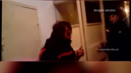 Hoţ prins în momentul în care încerca să spargă un apartament VIDEO