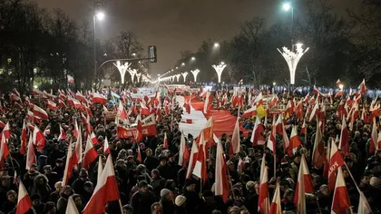 Manifestaţie de amploare la Varşovia: Zeci de mii de oameni au defilat pentru POLONIA POLONEZILOR