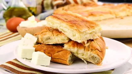Reţeta Zilei: Plăcintă cu brânză sărată