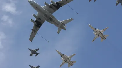 Kievul interzice survolarea spaţiului aerian ucrainean de către avioanele ruseşti