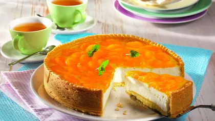Reţeta Zilei: Tartă cu cremă de brânză şi mandarine