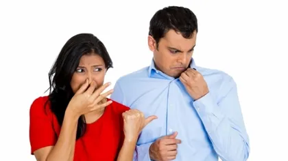Top 10 trăsături pe care bărbaţii le consideră respingătoare la o femeie