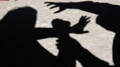 Trei femei din Suceava, ATACATE pe stradă de un tânăr cu probleme psihice VIDEO