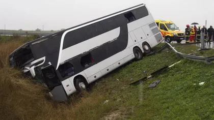 Un autocar s-a RĂSTURNAT în Italia. Cel puţin 44 de răniţi, mulţi în STARE GRAVĂ