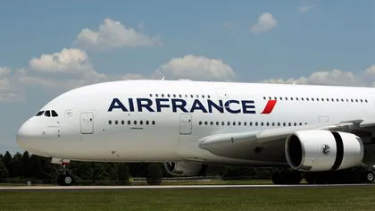 Ameninţare cu bombă la bordul unui Air France. Avionul a aterizat DE URGENŢĂ, pasagerii au fost evacuaţi FOTO
