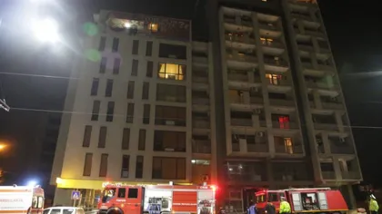 INCENDIU într-un bloc din Timişoara. Foc pus intenţionat într-un apartament, locatarii evacuaţi