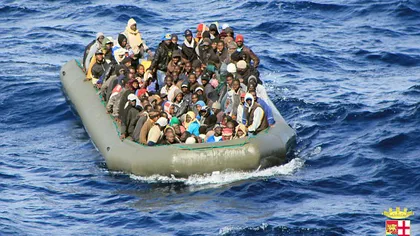 Veniturile COLOSALE ale traficanţilor de migranţi din Marea Mediterană