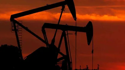Cotaţia petrolului Brent a ajuns la cel mai mic nivel din ultimii 7 ani
