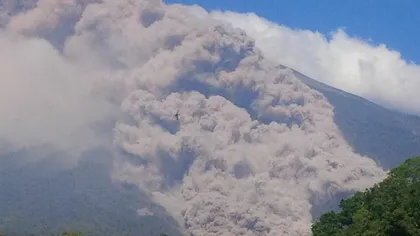 Vulcanul de Foc din Guatemala erupe din nou. Imagini spectaculoase cu explozia de miercuri VIDEO