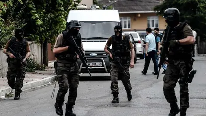 O patrulă a poliţiei turce a fost atacată cu focuri de armă, la Istanbul. Un poliţist a fost rănit