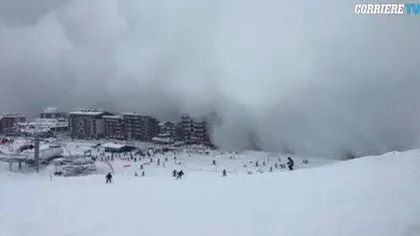 Avalanşă spectaculoasă în Alpi: Soarele nu s-a mai văzut câteva minute VIDEO
