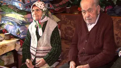 Povestea emoţionantă a străbunicilor care au sărbătorit 75 de ani de căsnicie VIDEO