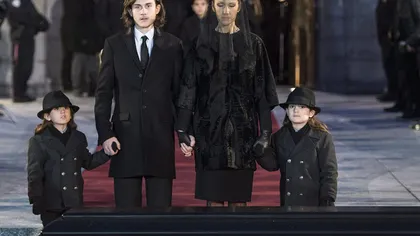 Momente emoţionante la înmormântarea soţului lui Celine Dion. Discurs SFÂŞIETOR al fiului artistei FOTO