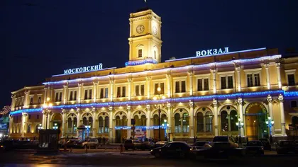 Alarmă cu BOMBĂ în două gări din Moscova. 500 de persoane, EVACUATE