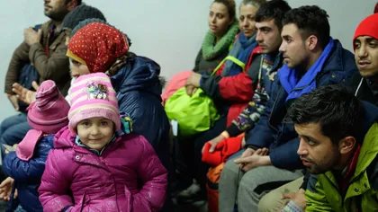 Criza migranţilor, în sens invers. 100.000 de refugiaţi vor fi expulzaţi din Europa VIDEO