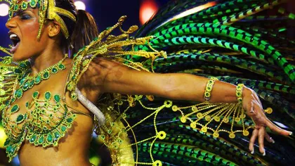Carnavalul de la Rio a început. Cinci zile de distracţie, dar şi de teamă, din pricina virusului Zika