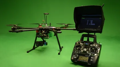 Universitatea Hyperion organizează cursuri de pilotare dronă