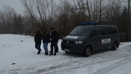 Doi afgani au încercat să intre în România traversând Prutul pe gheaţă