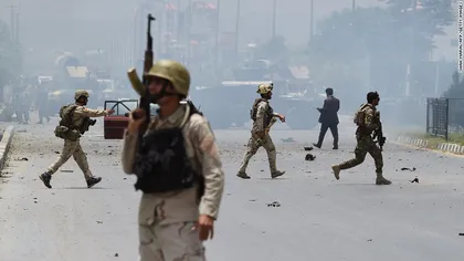 Atentat în Afganistan: Trei militari au fost ucişi. Talibanii au revendicat atacul