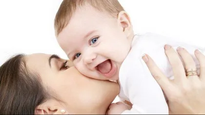 Concediu de maternitate 2016. Ce condiţii trebuie să îndeplinească cei care vor să ia indemnizaţia de la stat