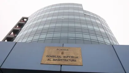 Judecătoarea Elena Poiană, arestată preventiv pentru corupţie, SUSPENDATĂ de CSM