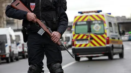 Poliţia din Paris primeşte pentru prima oară puşti de asalt