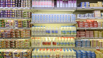 Controale în supermarketurile din Argeş. Fructele, carnea şi lactatele sunt vizate