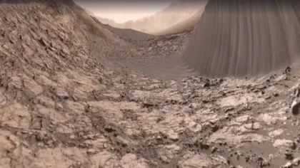 Selfie pe Marte. Robotul Curiosity şi-a făcut o super-poză pe Planeta Roşie FOTO