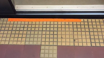 Metrorex a găsit rezolvarea pentru peronul de la Piaţa Victoriei. FOTO