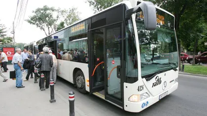 RATB înfiinţează o linie specială de autobuze pentru Târgul de Paşti din Piaţa Constituţiei
